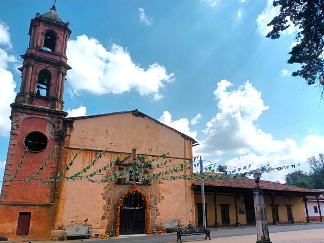 Templo de san Pedro Apóstol