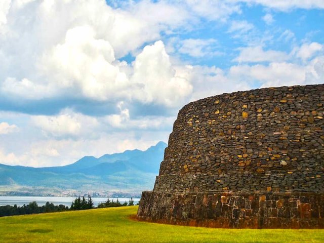 Zona Arqueológica de Tzintzuntzan